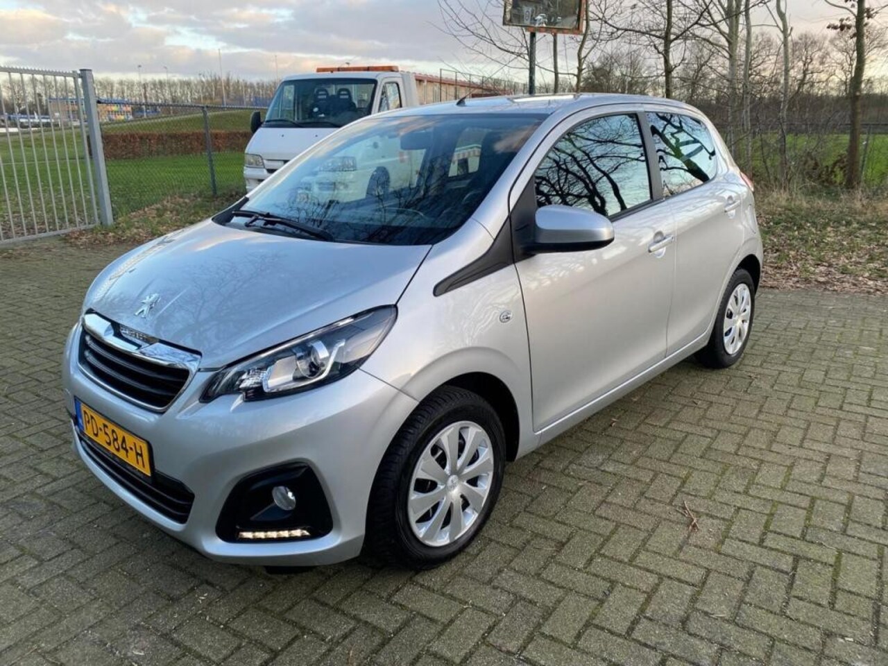 Peugeot 108 - Active 1.0 e-VTi - AutoWereld.nl