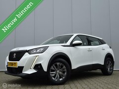 Peugeot 2008 - 1.2 PURETECH AUTOMAAT/CAMERA/FULL LED/KEYLESS/CARPLAY/LANE ASSIST/16''LMV