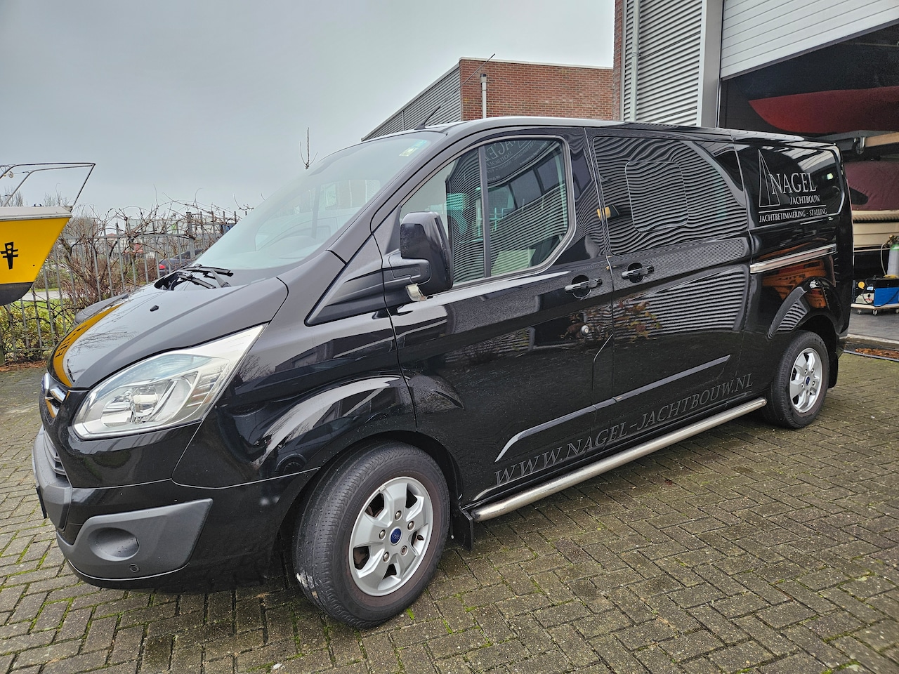 Ford Transit Custom - 290 2.2 TDCI L2H1 Limited DC - AutoWereld.nl