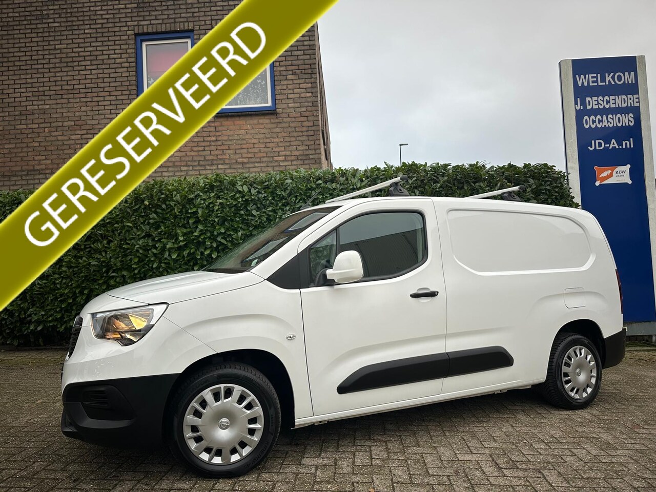 Opel Combo - 1.2 Turbo L2H1 Edition Airco, Cruise C, Elec.Pakket!!!! - AutoWereld.nl