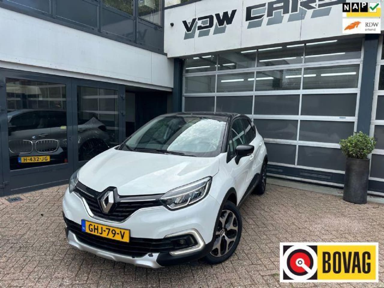 Renault Captur - 1.3 TCe Intens | Parelmoer wit | Camera - AutoWereld.nl