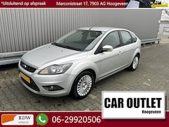 Ford Focus - 1.8 Limited Clima, CC, PDC, Navi, Voorruitvw, LM, Trekh, nw. APK – Inruil Mogelijk –