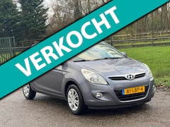 Hyundai i20 - 1.2i DynamicVersion /Airco/5-Deurs/