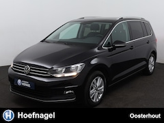 Volkswagen Touran - 1.5 TSI Highline Automaat | Stoelverwarming | Adaptive Cruise Control | Parkeersensoren |