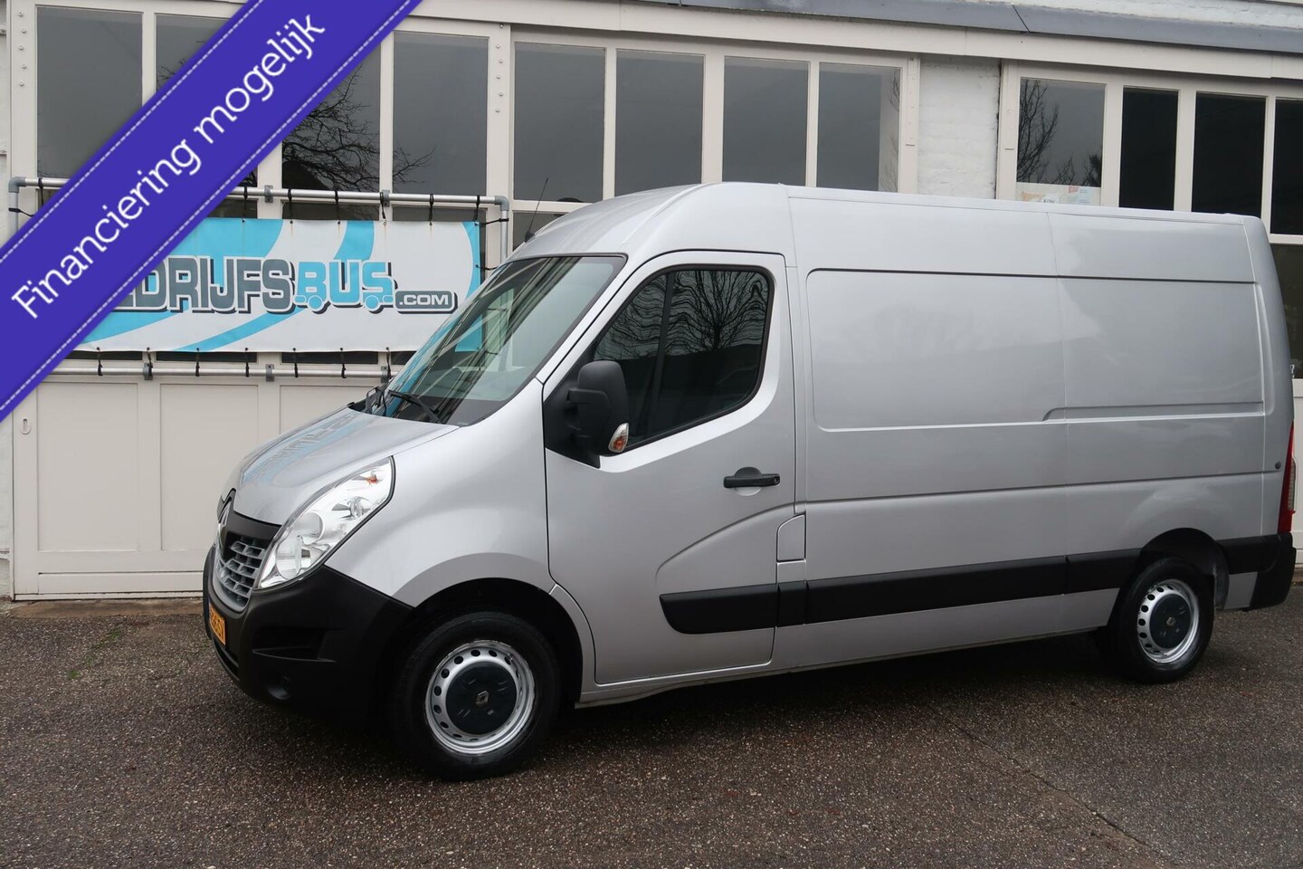 Renault Master - 146PK|1eEig! L2H2|Airco|Cruise|NAVI|Trekhaak|PDC|NETJES! Renault Master 146PK|L2H2|Airco|C - AutoWereld.nl