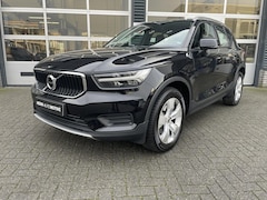 Volvo XC40 - 2.0 T4 Momentum Trekhaak | Achteruitrijcamera | Navigatiesysteem full map | Automatisch di