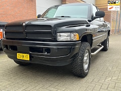 Dodge Ram 1500 - LPG 1, 5 Cab 5, 2 V8 motor.5 persoons