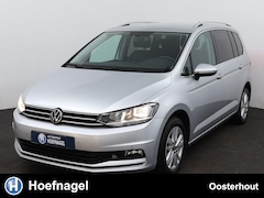 Volkswagen Touran - 1.5 TSI Highline Automaat | Stoelverwarming | Adaptive Cruise Control | Parkeersensoren |