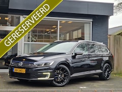 Volkswagen Passat Variant - 1.4 TSI GTE Highline PANO / ACC / TREKHAAK