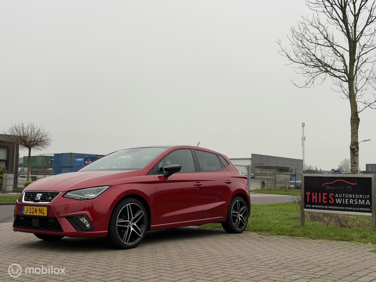 Seat Ibiza - 1.0 TSI FR Limited Pano/cruise/digitale dash/beats audio/ - AutoWereld.nl