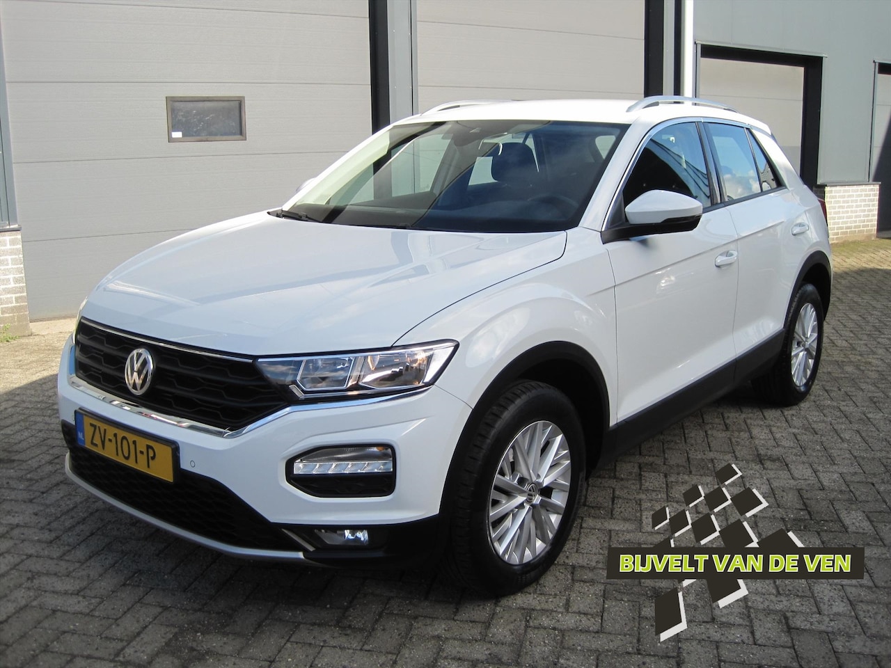 Volkswagen T-Roc - 1.0 TSI T-Roc Style Business Carplay Navi/Ecc/Cam/Pdc - AutoWereld.nl