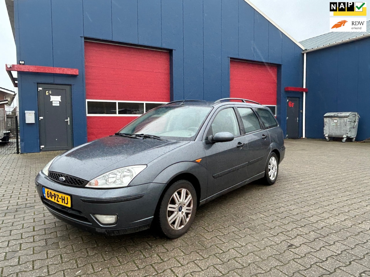 Ford Focus Wagon - 1.6-16V Futura Airco - AutoWereld.nl