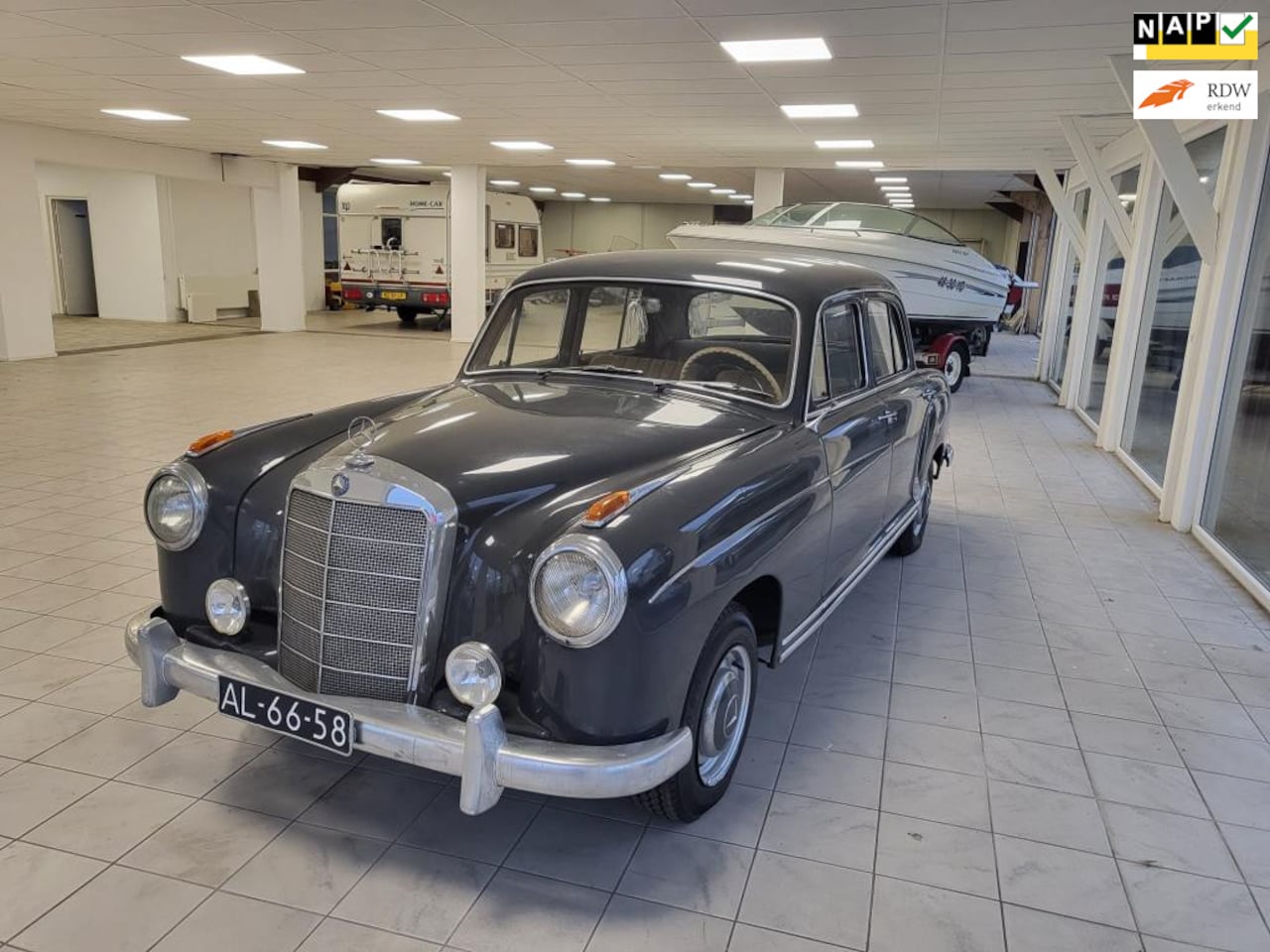 Mercedes-Benz 220 - S - AutoWereld.nl