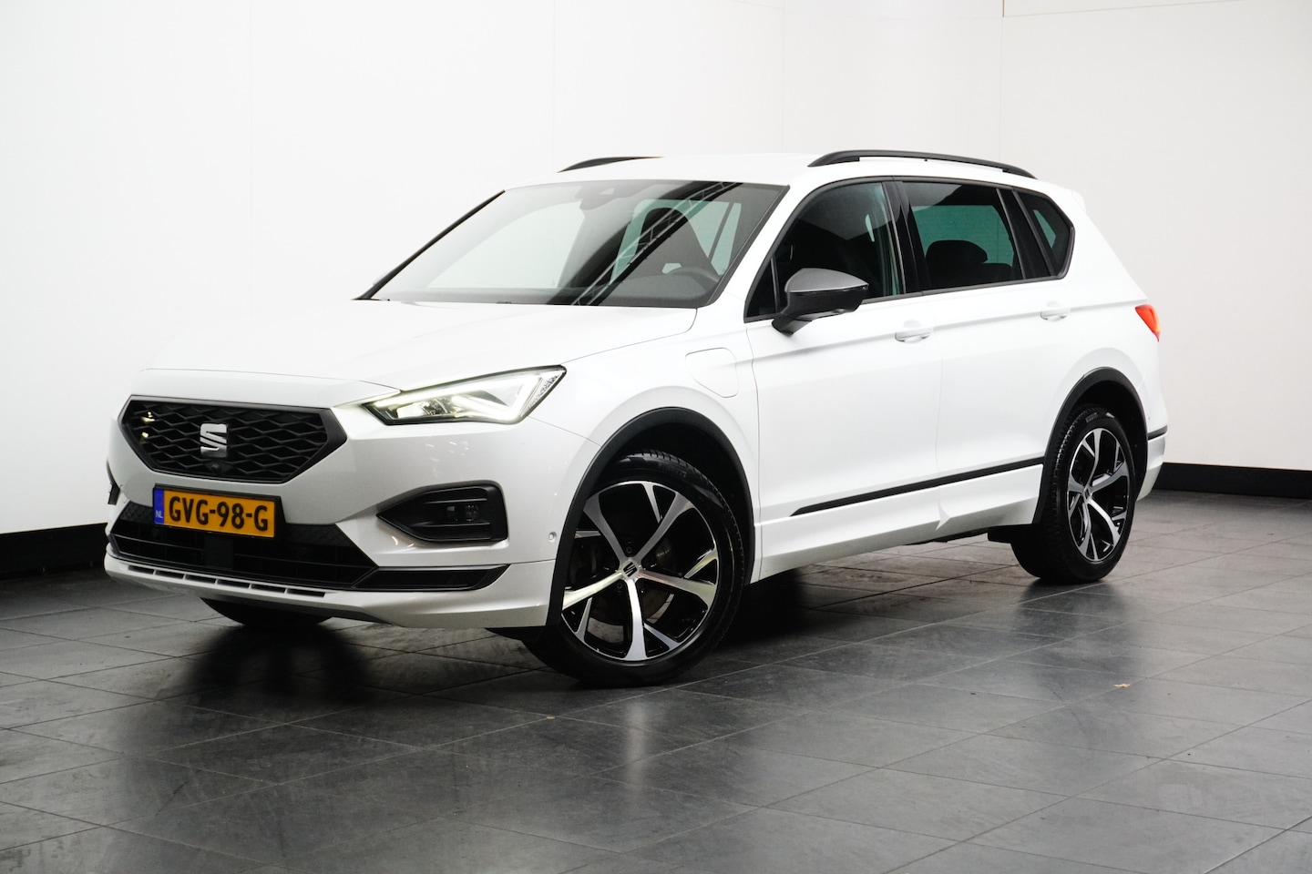 Seat Tarraco - 1.4TSI 245pk e-Hybrid PHEV FR | Trekhaak | Camera | - AutoWereld.nl