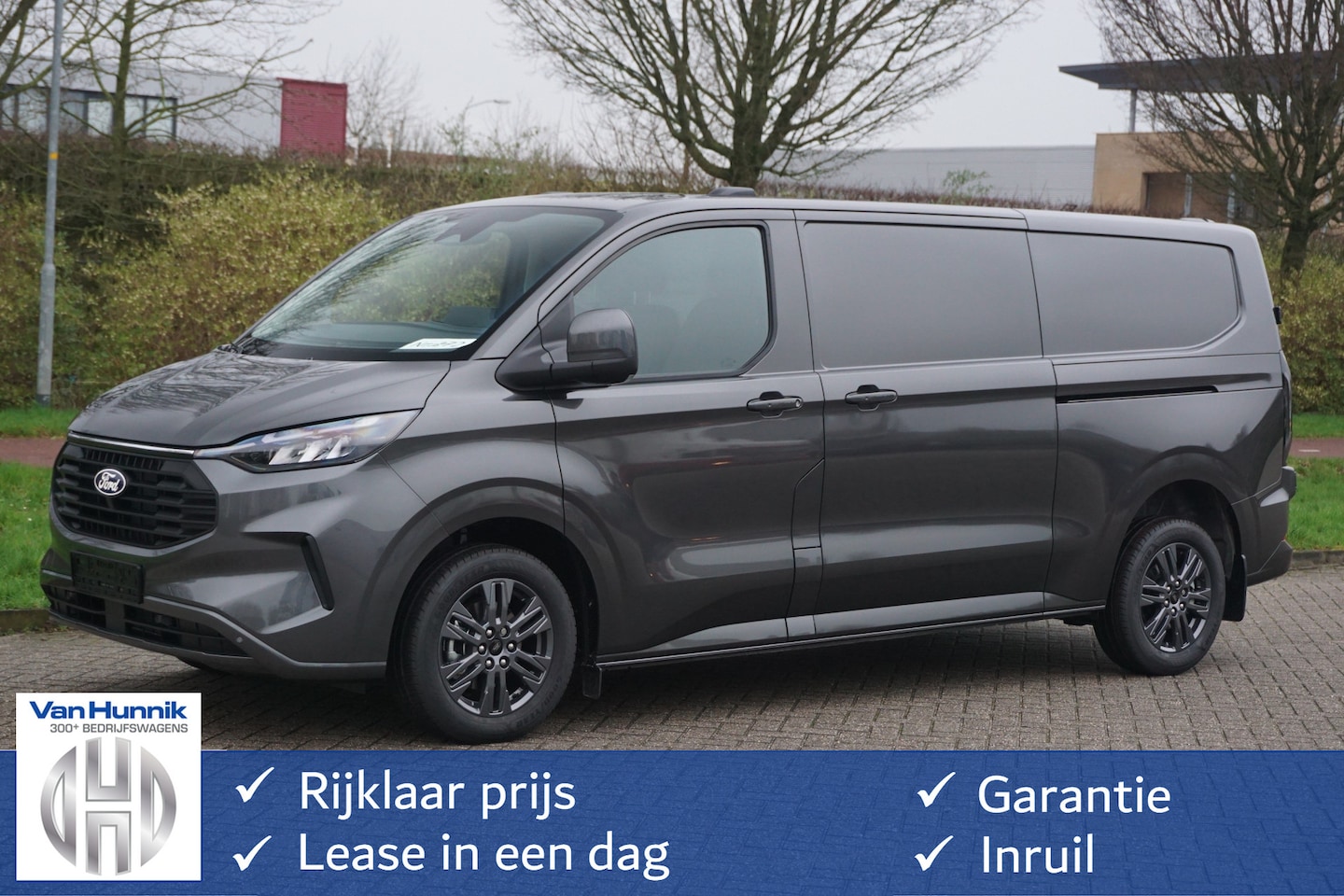 Ford Transit Custom - 320L 170PK Aut. Limited MY2024 13" Navi, Adap. Cruise, Camera, 17" LM, LED, 2x Schuifdeur! - AutoWereld.nl