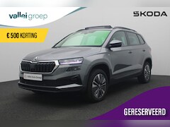 Skoda Karoq - 1.5 TSI 150PK DSG ACT Business Edition | Pano | Navi | Keyless | Camera | ACC | 17 inch