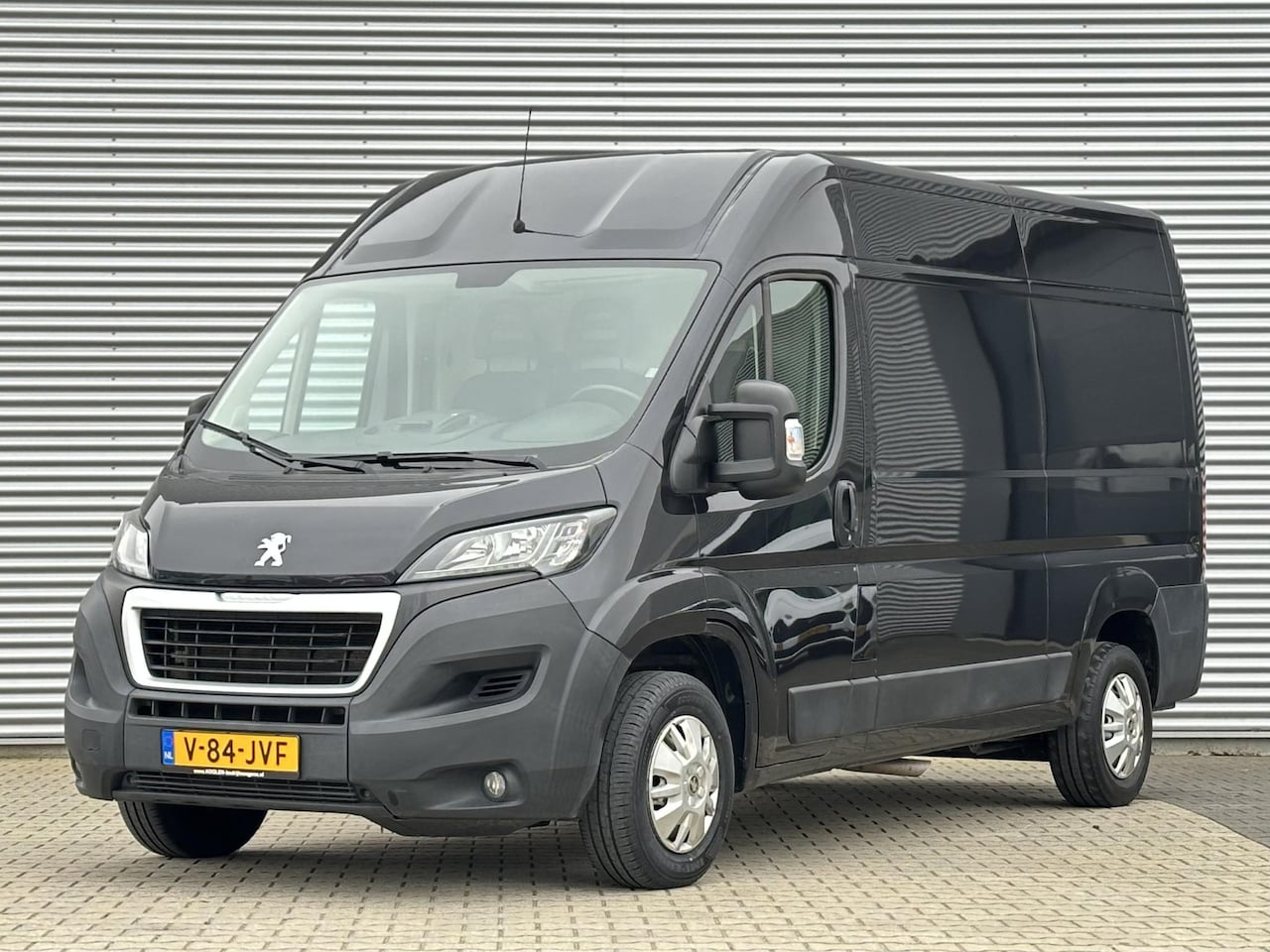 Peugeot Boxer - 335 2.0 BlueHDI L2H2 Pro 335 2.0 BlueHDI L2H2 Pro - AutoWereld.nl