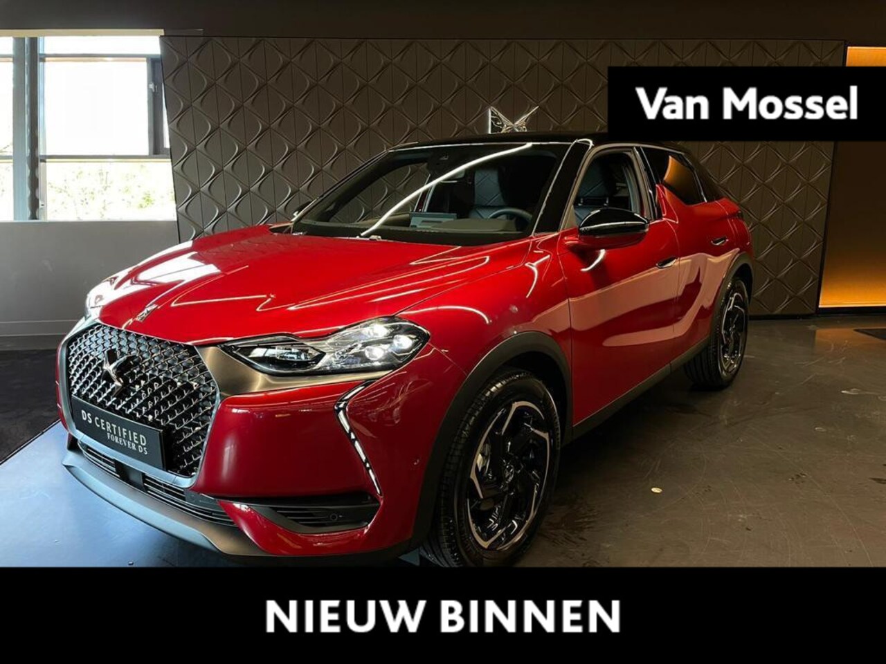 DS 3 Crossback - 1.2 PureTech Grand Chic Automaat | 130 pk | Carplay | Stoelverwaring | Leder interieur | P - AutoWereld.nl