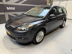 Ford Focus Wagon - 1.8 Limited. Airco.lm velgen, trekhaak. Nette auto Nieuwe apk