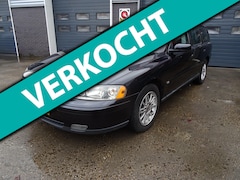 Volvo V70 - 2.4 Momentum, YOUNG TIMER, Nieuwe APK, ZO MEENEEM PRIJS