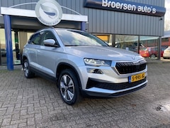 Skoda Karoq - 1.5 TSI 150pk DSG-7 Business Edition met Stuur-Stoelverwarming en Camera