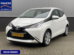 Toyota Aygo - 1.0 VVT-i x-play RIJKLAAR