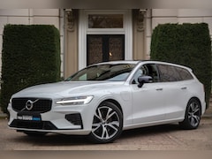 Volvo V60 - 2.0 T6 Recharge AWD R-Design Trekhaak | Pano | H&K | BLISS | Camera