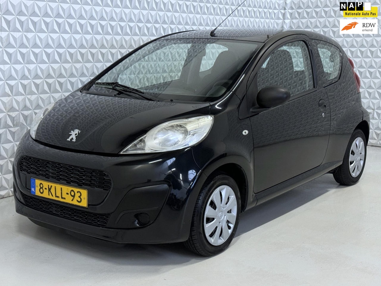 Peugeot 107 - 1.0 Access AIRCO / Facelift model! (2013) - AutoWereld.nl