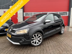 Volkswagen Polo - 1.2 TSI Cross AUTOMAAT / TREKHAAK / NAVI / CLIMA / PDC / CRUISE / CARPLAY / NL-AUTO