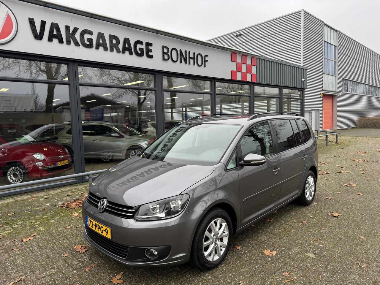 Volkswagen Touran - 1.4 TSI Comfortline AUTOMAAT-CRUISE-CLIMA-NAVI - AutoWereld.nl