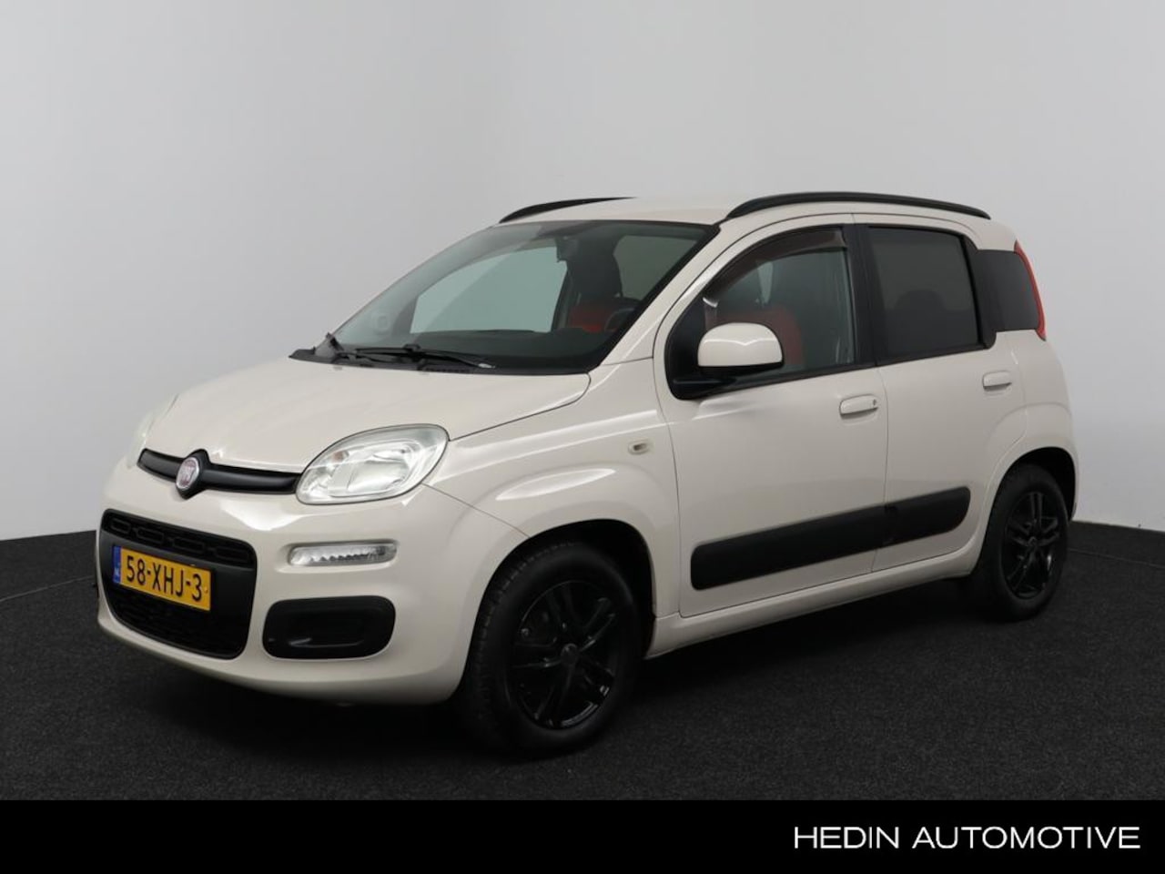 Fiat Panda - 0.9 85 pk Lounge | Airco | Centrale Vergrendeling | radio/cd | - AutoWereld.nl