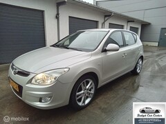 Hyundai i30 - 1.6i i-Catcher