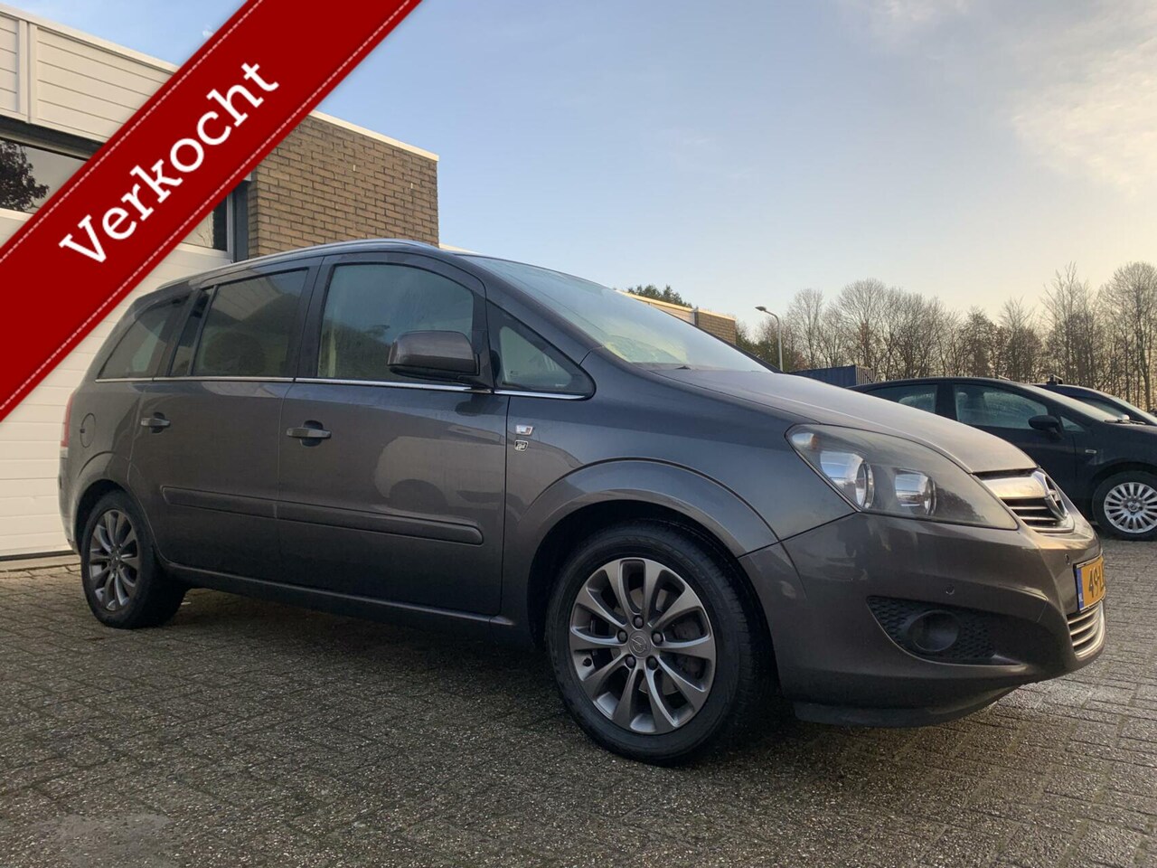 Opel Zafira - 1.8 111 years Edition 7P NAP APK Navi Airco Trekhaak LM velgen - AutoWereld.nl