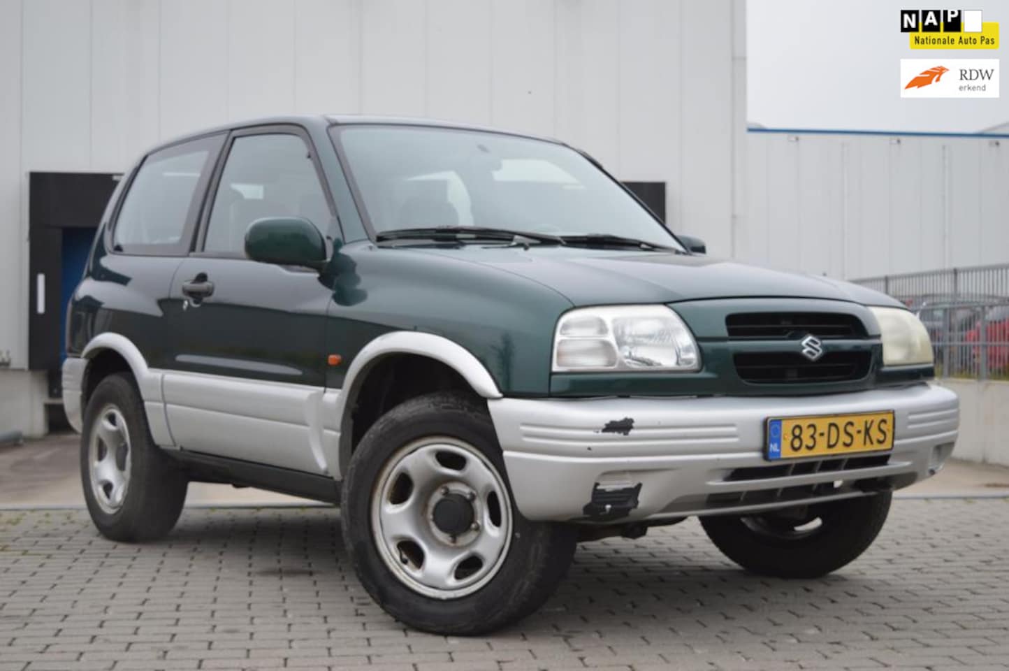 Suzuki Grand Vitara - 2.0 Metal Top Airco 4x4 Dealer ondh NAP! - AutoWereld.nl