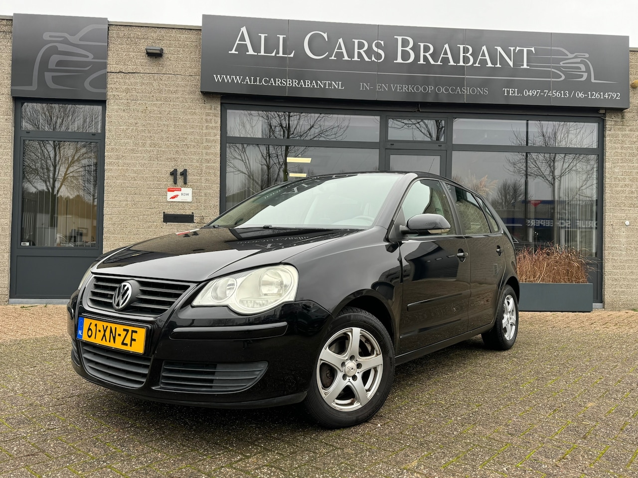 Volkswagen Polo - 1.4-16V Optive / airco/5deurs/ navigatie/lm velgen - AutoWereld.nl