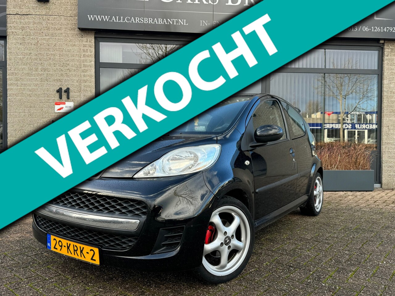 Peugeot 107 - 1.0-12V XS / Navigatie/ Airco/ achterruit rij camera - AutoWereld.nl