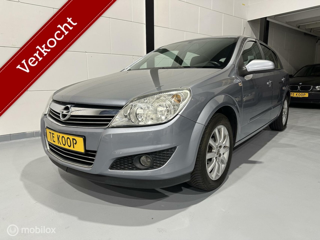 Opel Astra - 1.6 Temptation*Airco*NwAPK*CV*Lm*Elekramen - AutoWereld.nl