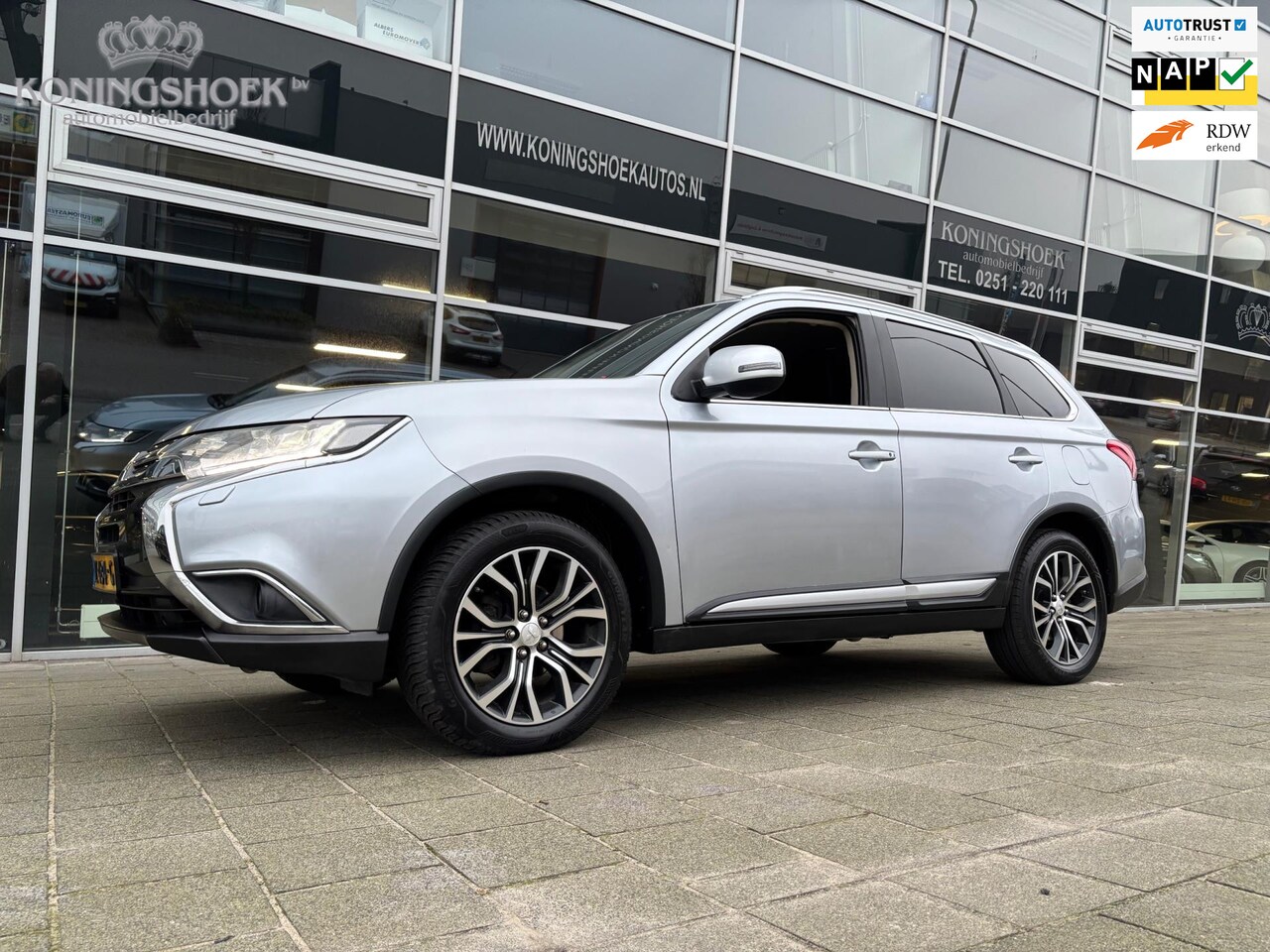 Mitsubishi Outlander - 2.0 Executive Edition 7 persoons - AutoWereld.nl