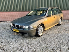 BMW 5-serie Touring - 520i Lifestyle Edition Individual