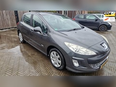 Peugeot 308 - 1.6 VTi luxe uitvoering