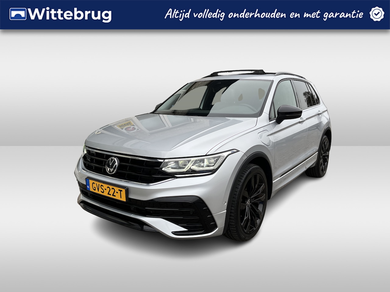 Volkswagen Tiguan - 1.4 TSI eHybrid 2x R-Line / AUTOMAAT/ 245PK/ PANO/ ELEK-TREKHAAK/ CAMERA/ PARK. SENSOREN/ - AutoWereld.nl