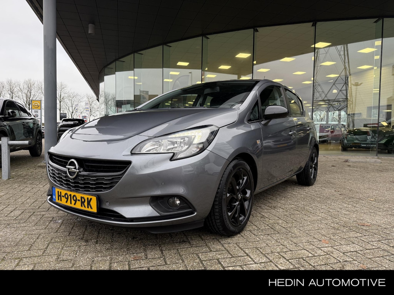 Opel Corsa - 1.4 Innovation | Achteruitrijcamera | Stuur/Stoelverwarming | Parkeersensor V+A | Apple ca - AutoWereld.nl