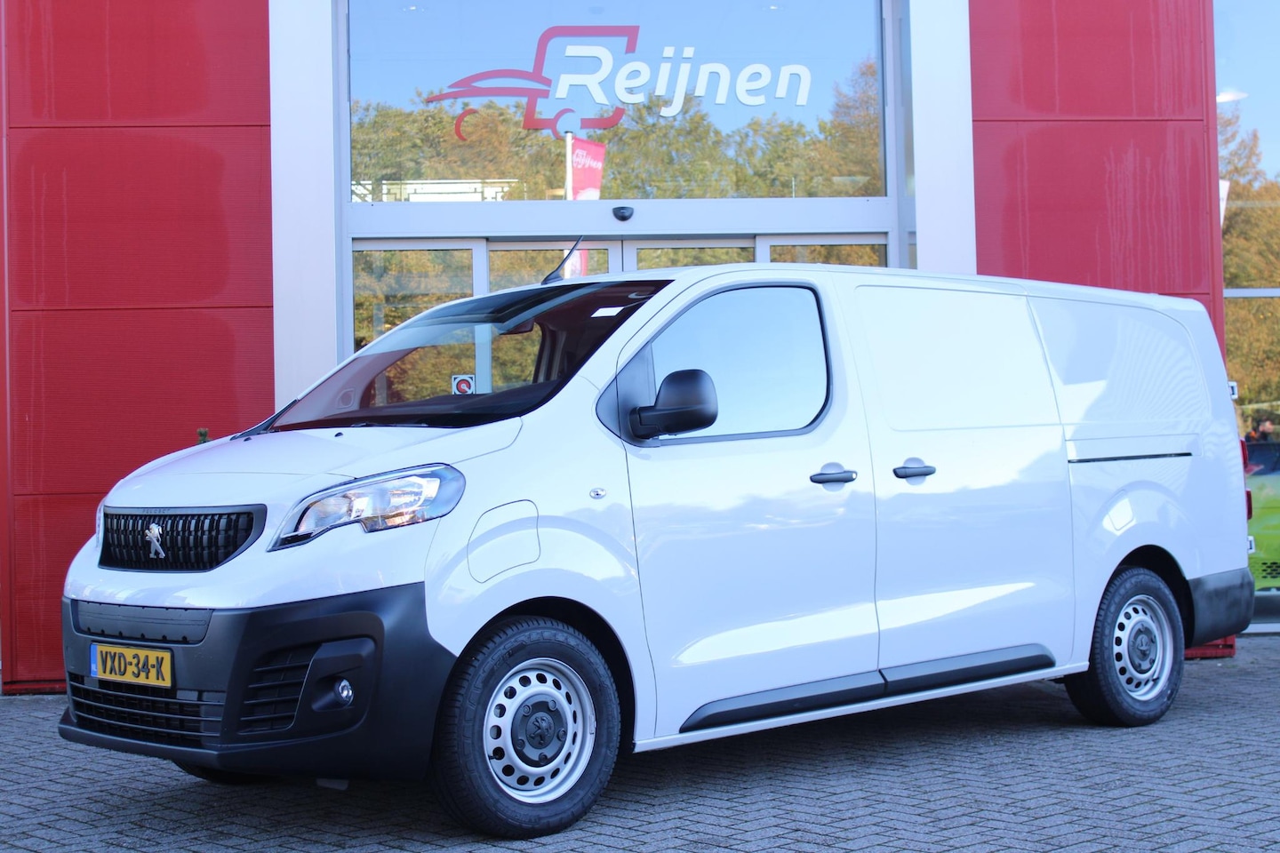 Peugeot e-Expert - LONG (L3) 136PK 75 kWh 3-FASE | SCHUIFDEUREN LINKS EN RECHTS | NAVIGATIE 10" TOUCHSCREEN | - AutoWereld.nl