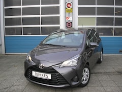 Toyota Yaris - 1.0 VVT-i Active/18.000 km/nieuwstaat/Airco/Camera