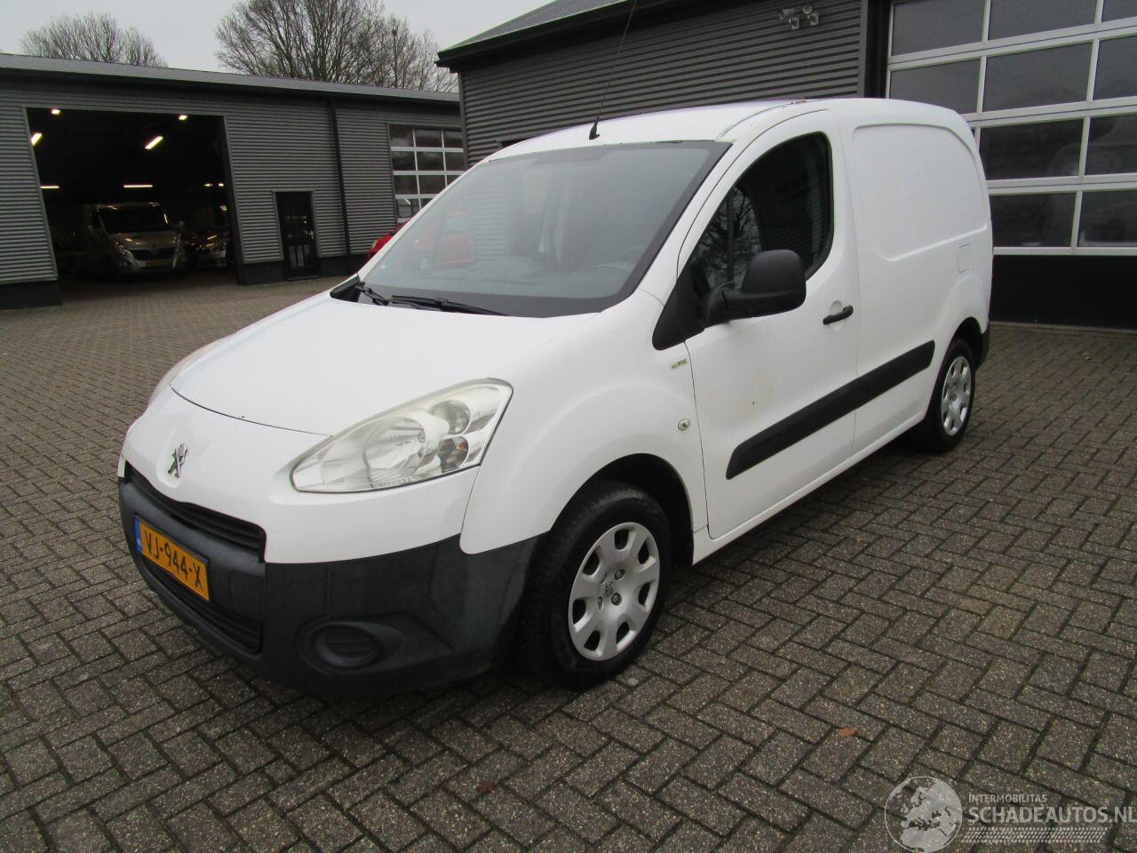 Peugeot Partner - 120 1.6 HDI L1 XR Profit+ - AutoWereld.nl