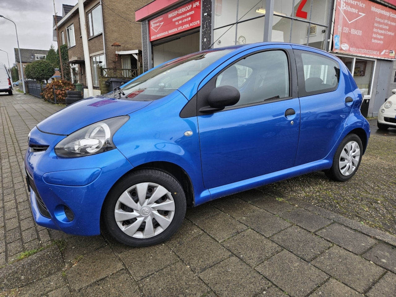 Toyota Aygo - 1.0 VVT-i Now/carplay - AutoWereld.nl