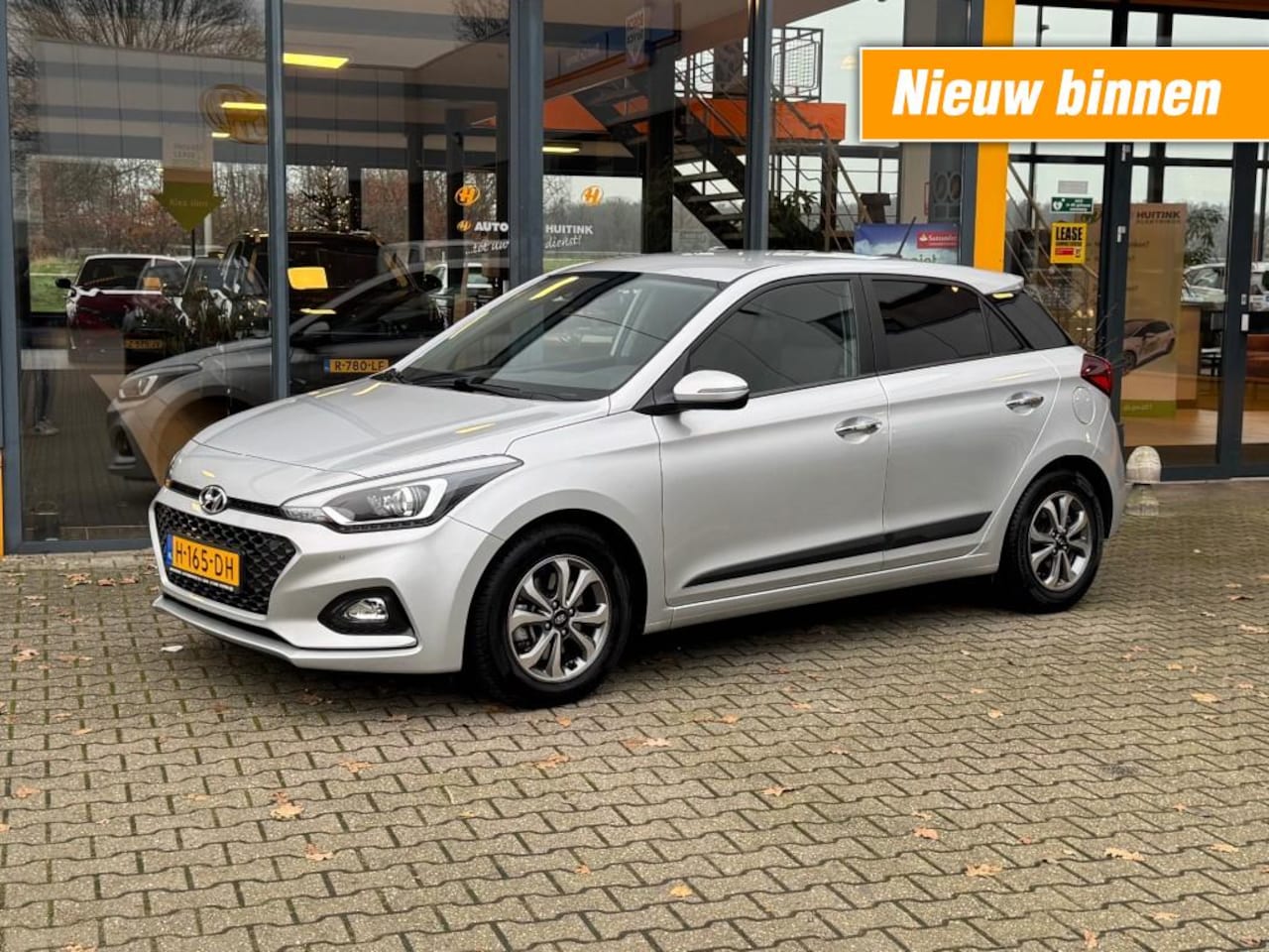 Hyundai i20 - 1.0 T-GDI Automaat Premium - navi - camera - 1e eigenaar! - AutoWereld.nl