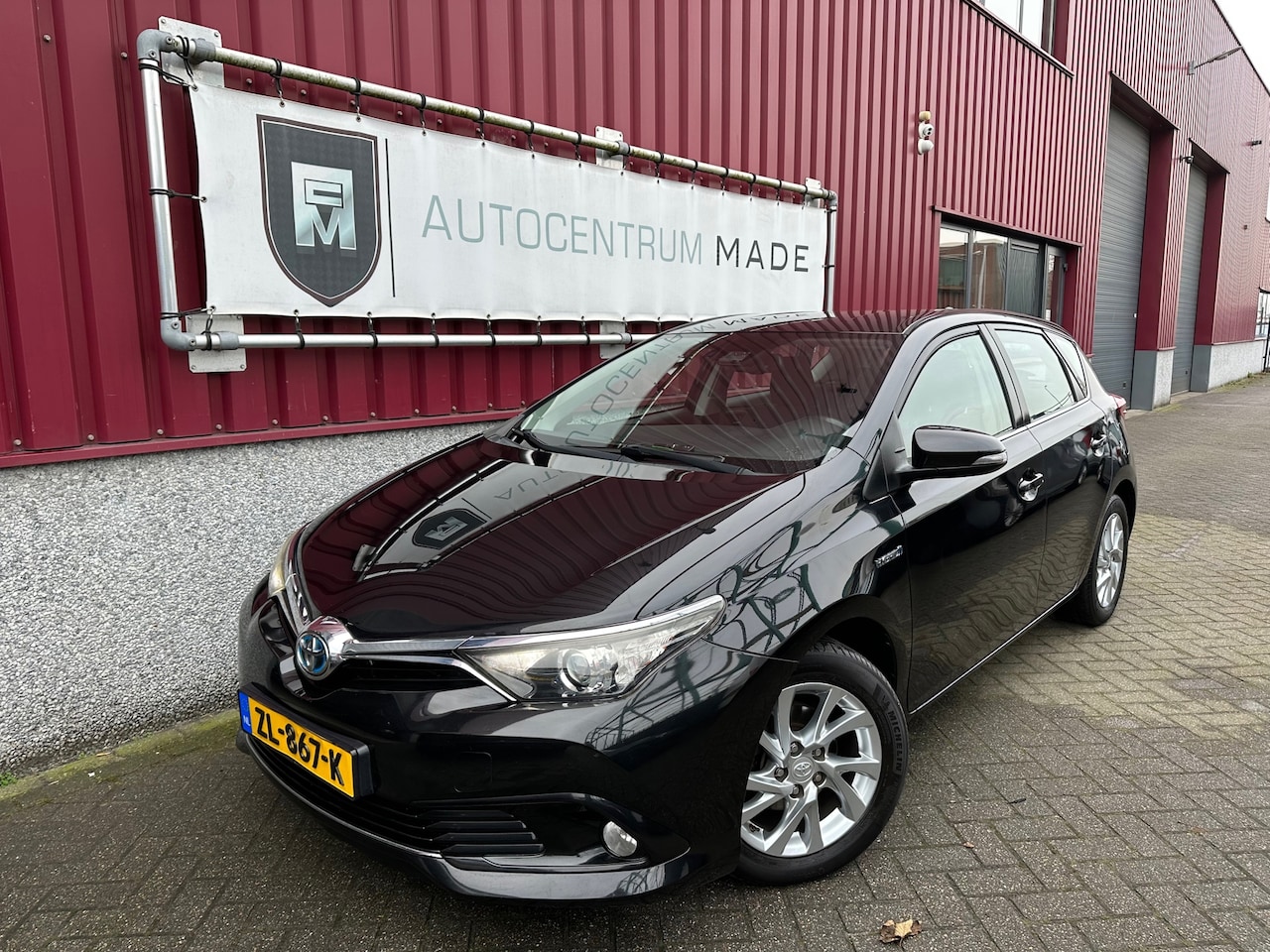 Toyota Auris - 1.8 Hybrid Dynamic // Automaat // Navi // PDC // Clima // Cruise control - AutoWereld.nl