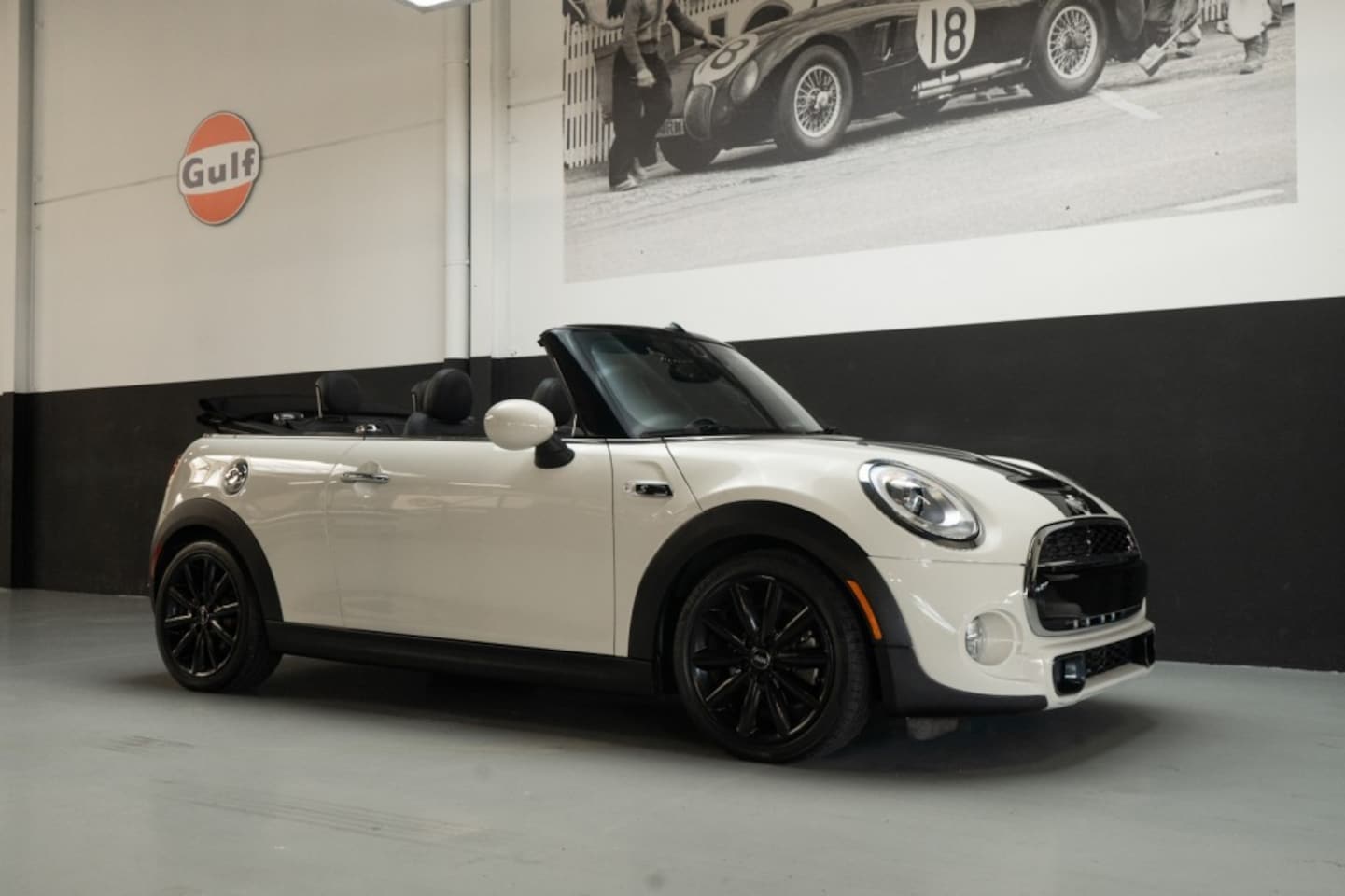 MINI Cooper S - Convertible Low Mileage Full Option (2018) - AutoWereld.nl