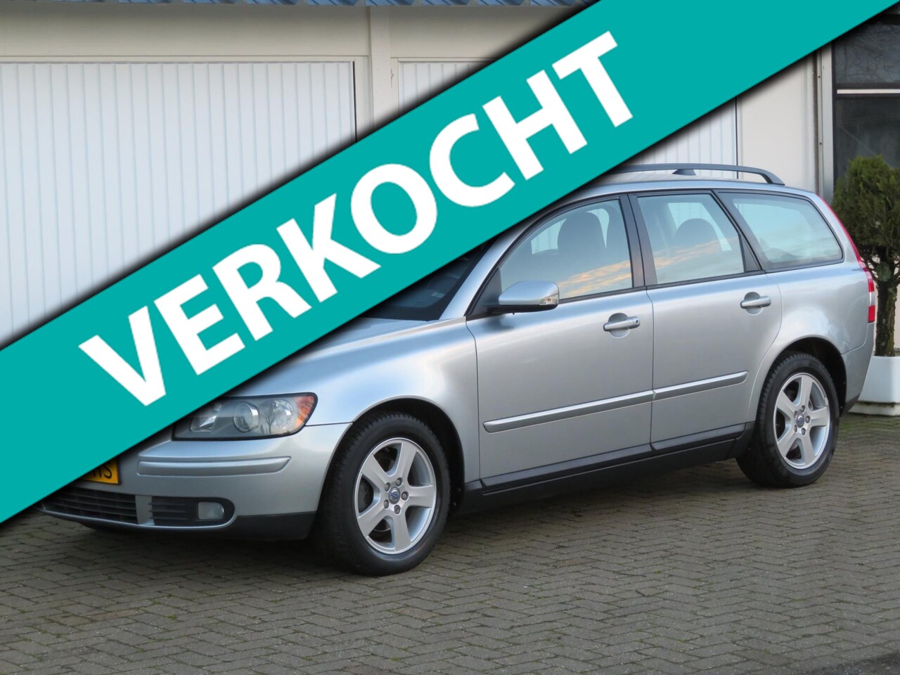 Volvo V50 - 1.8 Edition II NL AUTO-2e EIGENAAR-CRUIS-CLIMA - AutoWereld.nl